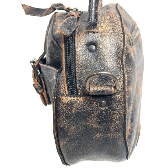BED STU Arenfeld Distressed Shoulder Bag - Picture 5 of 15